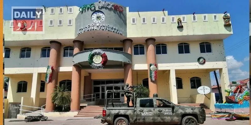 سیاست